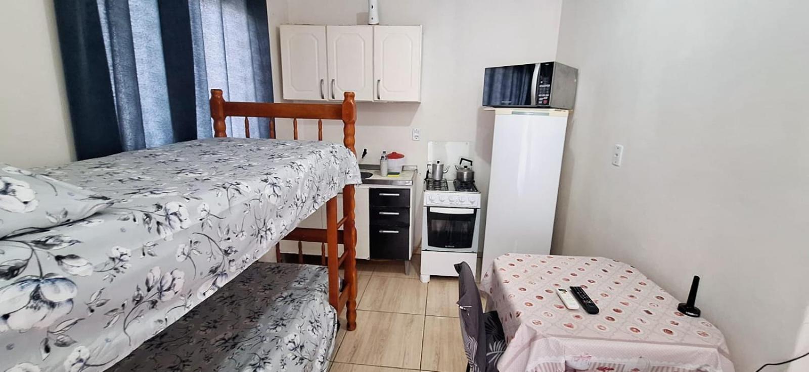 Kitnet S1 Em Torres-Rs - Na Mais Bela Praia Gaucha - Cozinha - Banheiro - Ar Condicionado - Tv E Wi-Fi - Estacionamento - Anfitria Superhost No Bnb ภายนอก รูปภาพ