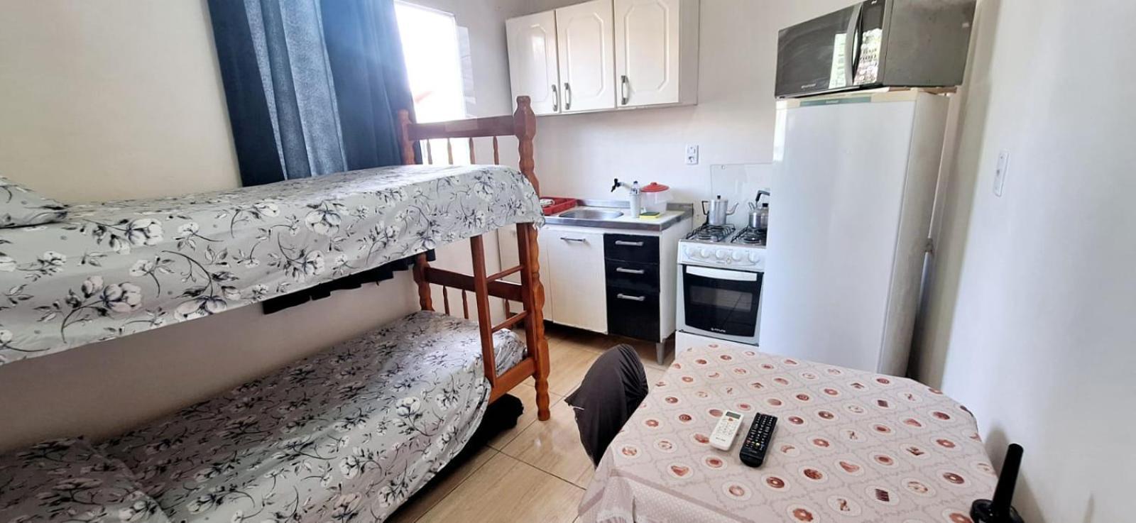 Kitnet S1 Em Torres-Rs - Na Mais Bela Praia Gaucha - Cozinha - Banheiro - Ar Condicionado - Tv E Wi-Fi - Estacionamento - Anfitria Superhost No Bnb ภายนอก รูปภาพ