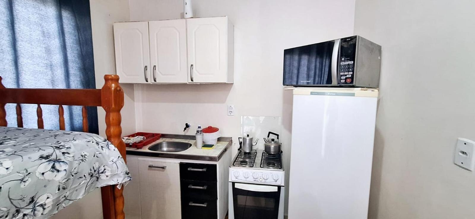 Kitnet S1 Em Torres-Rs - Na Mais Bela Praia Gaucha - Cozinha - Banheiro - Ar Condicionado - Tv E Wi-Fi - Estacionamento - Anfitria Superhost No Bnb ภายนอก รูปภาพ