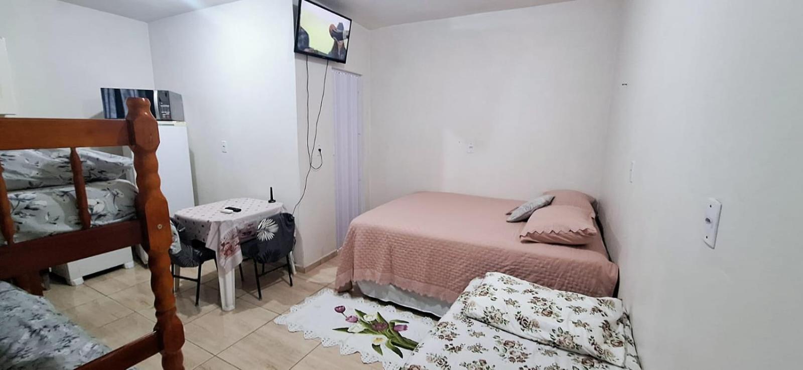 Kitnet S1 Em Torres-Rs - Na Mais Bela Praia Gaucha - Cozinha - Banheiro - Ar Condicionado - Tv E Wi-Fi - Estacionamento - Anfitria Superhost No Bnb ภายนอก รูปภาพ